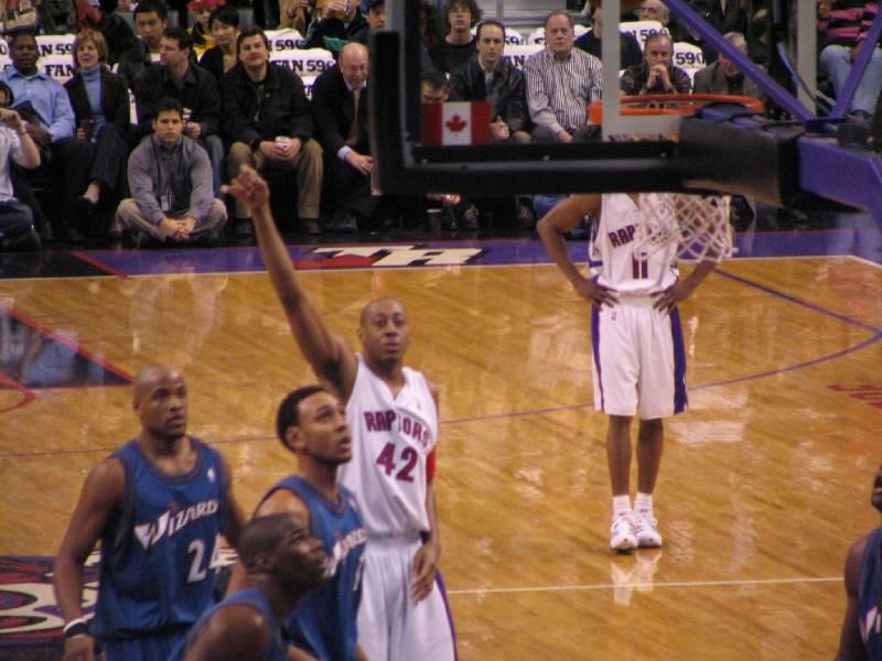 Raptors - 02.04.2005 165.jpg